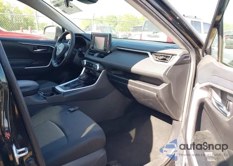 2019 Toyota Rav4 Xle z USA, uszkodzony, nr VIN 2T3P1RFV5KW039099